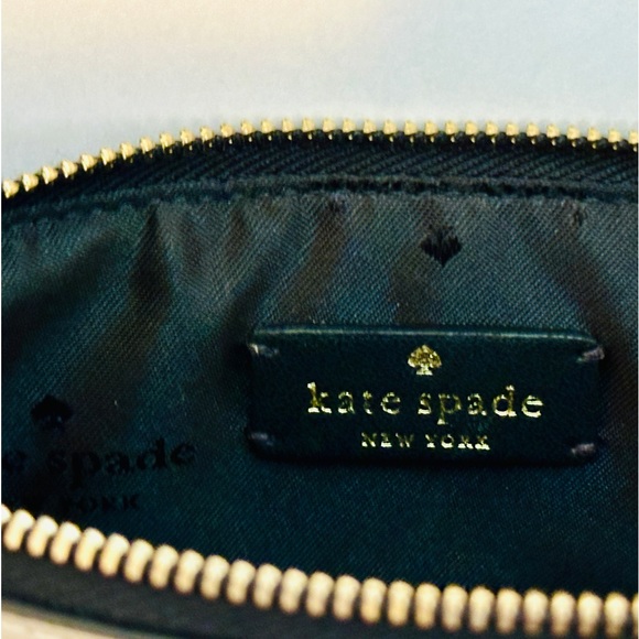 Kate Spade Wristlet - Picture 9 of 11